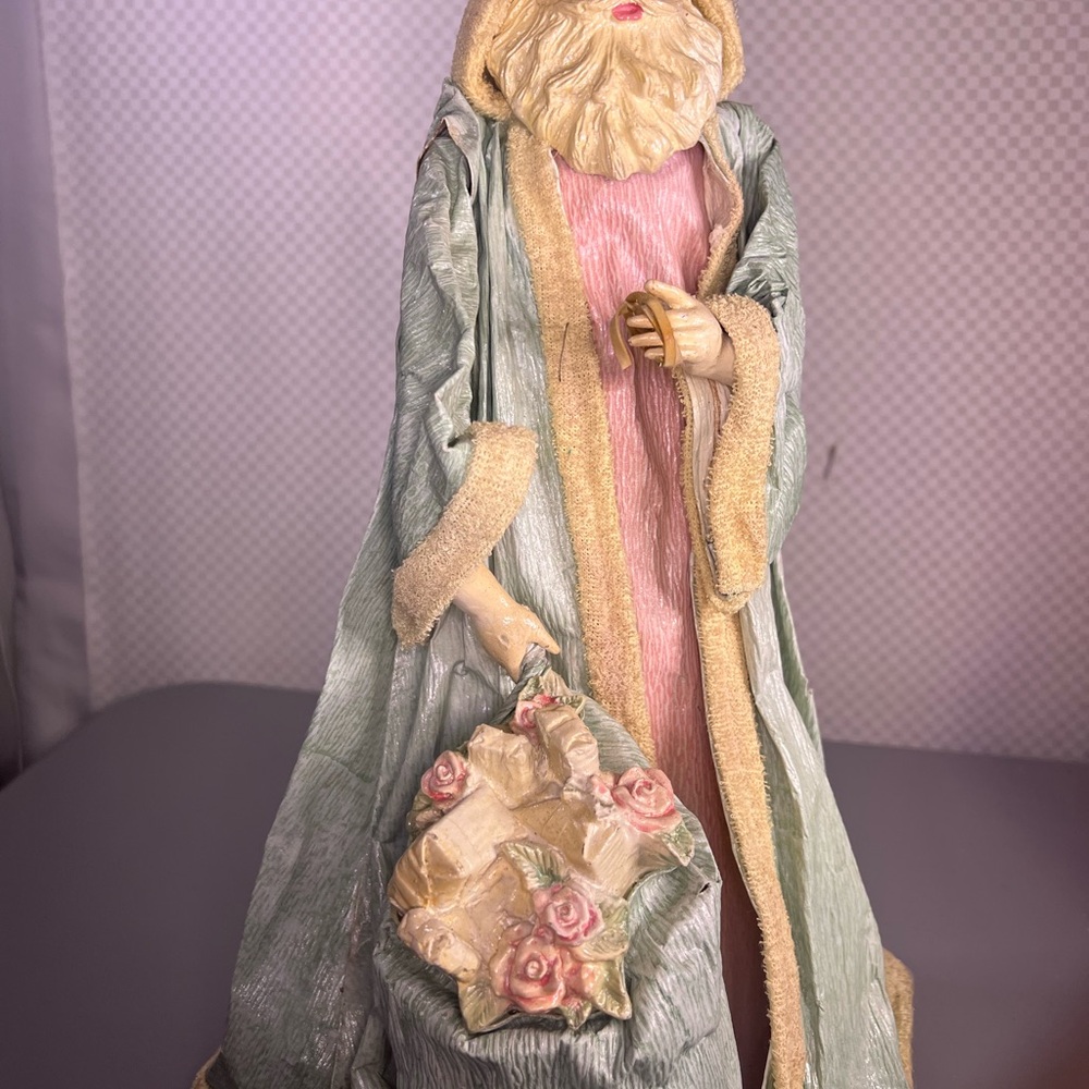 Vintage Silvestri Paper Mache Santa Clause & Gifts 16” Tree Topper - Picture 9 of 13